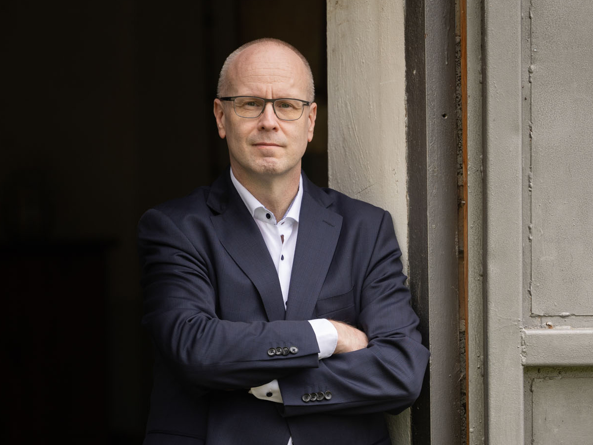 Ein Portrait von Michael Erdmann Vorstand (COO und CTO)